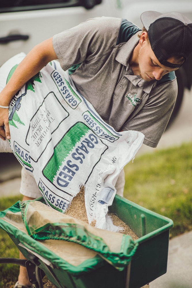 Fertilizing Service Omaha NE | Lawn Fertilization Company