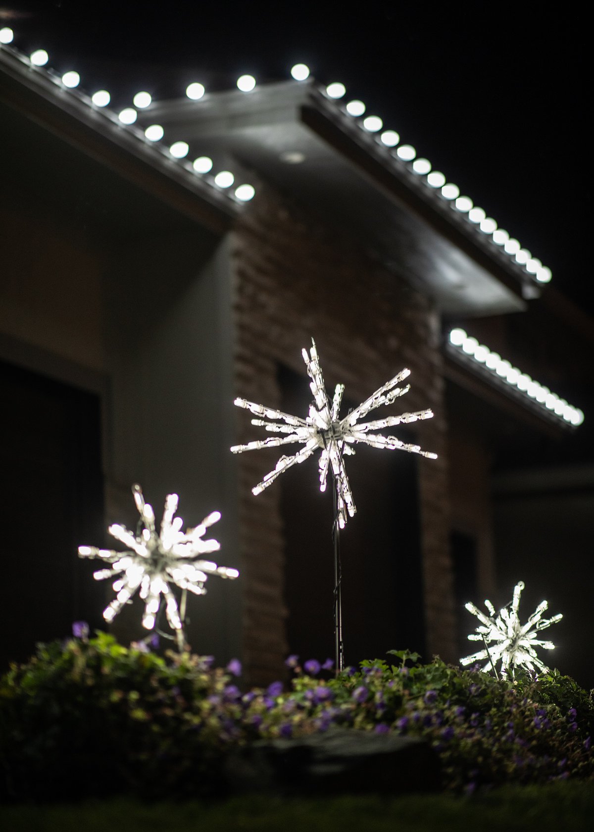 Holiday Lighting Service NE | Lighting Installation Company