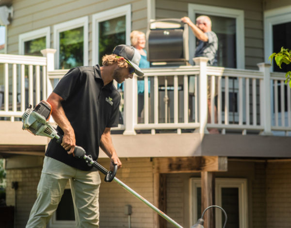 Lawn Maintenance Omaha NE | Pest and Weed Control Company