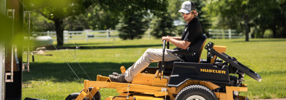 Lawn Maintenance Omaha NE | Pest and Weed Control Company